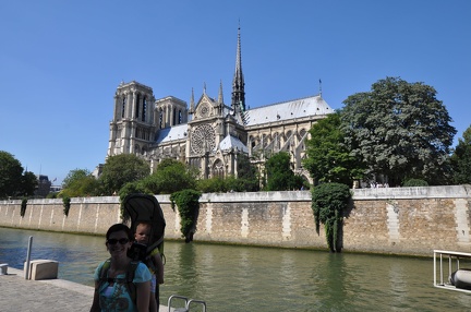 Erynn and Greta - Notre Dame2
